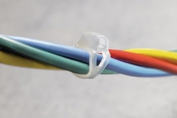 außenverzahnter Kabelbinder mit abgewinkeltem Kopf - V-Serie