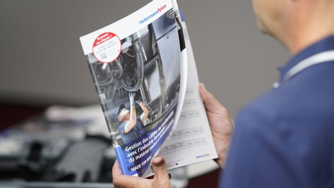 Broschüre Bahnprodukte - viele nach EN 45545-2 Spezifikationen
