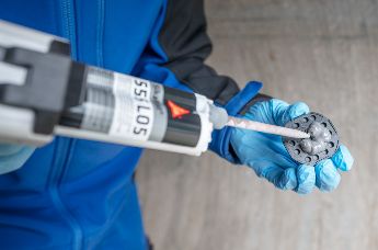 Klebesockel als Alternative zu Stahlführungen in der Verkabelung von Windkraftanlagen