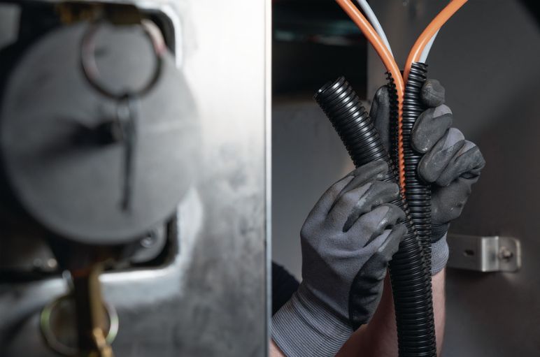 HelaGuard HG-DC Welldrahtschläuche sind ideal für vorinstallierte Kabel