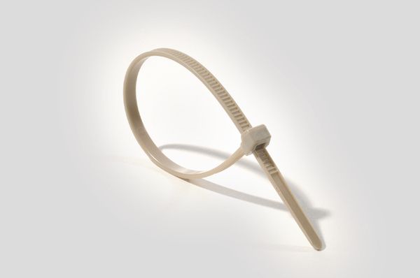 Dieser Hochtemperatur-Kabelbinder ist temperaturbeständig bis +240° C.